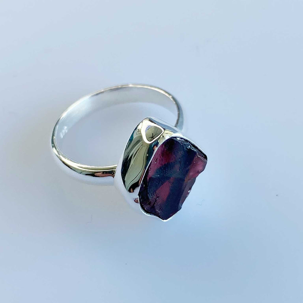 Garnet raw crystal ring - Love To Shine On
