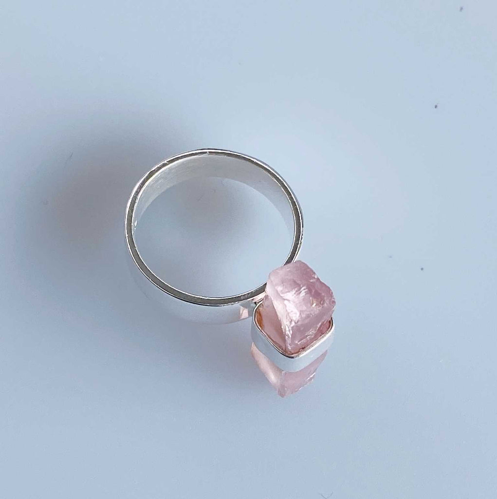 Rose quartz long raw crystal ring - Love To Shine On