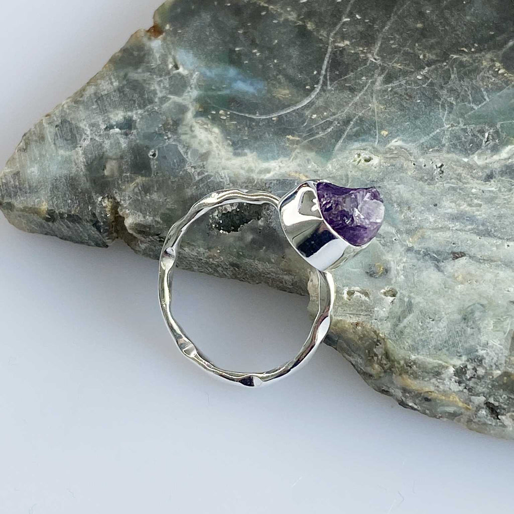 Amethyst raw gemstone wavy ring - Love To Shine On