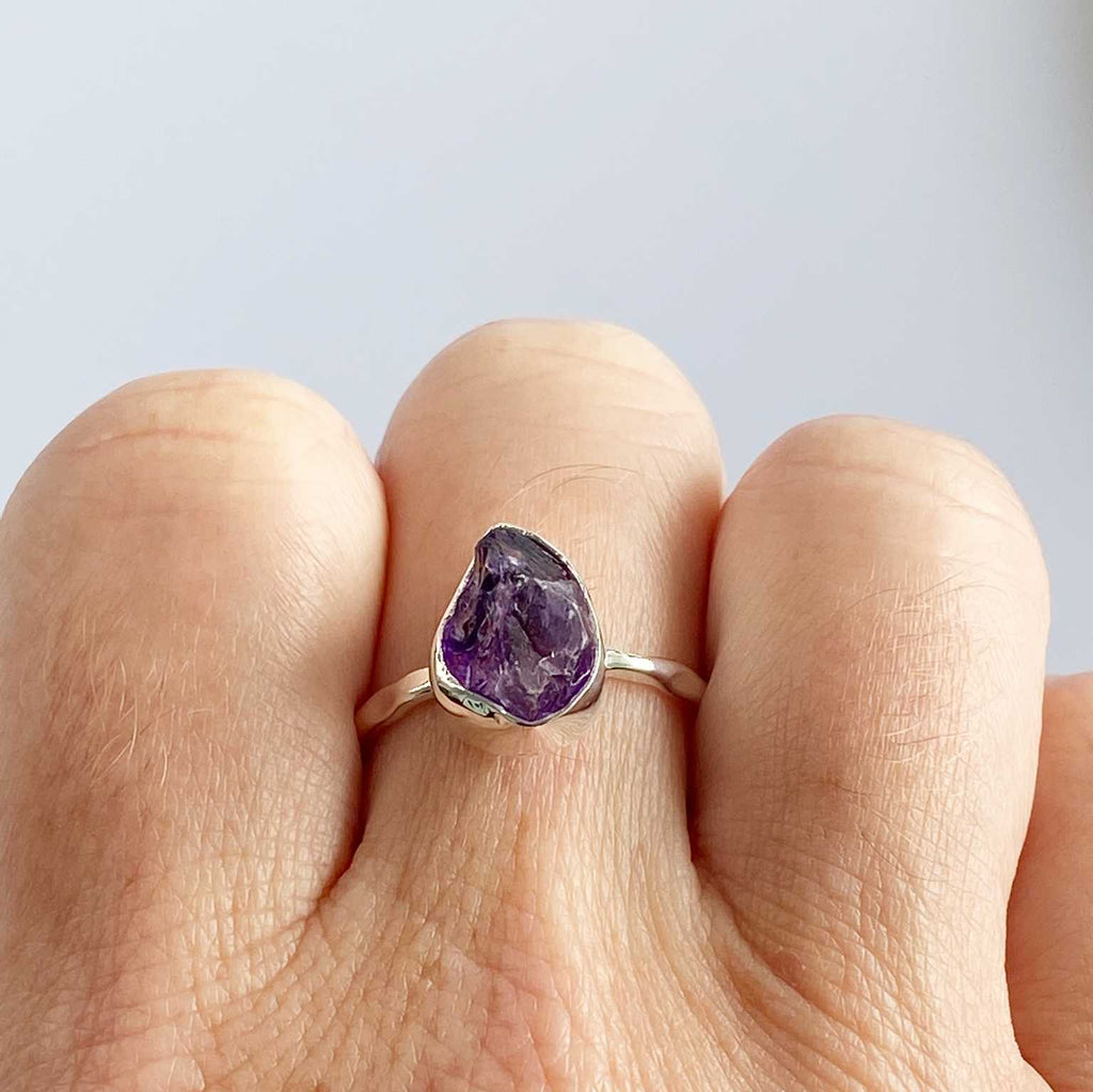 Amethyst raw gemstone wavy ring - Love To Shine On