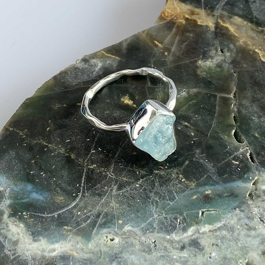 Aquamarine raw silver gemstone wavy ring - Love To Shine On