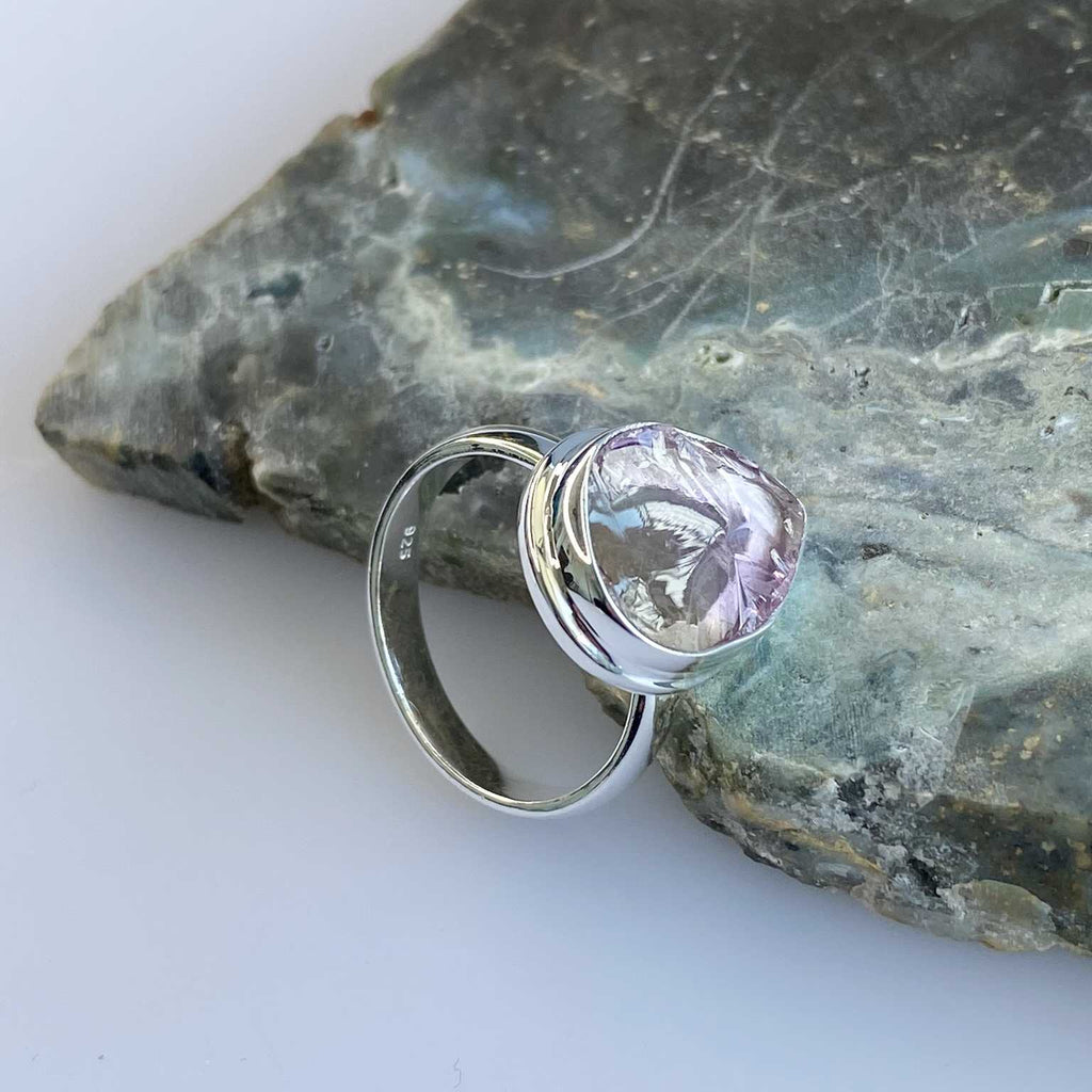 Amethyst raw teardrop silver ring - Love To Shine On