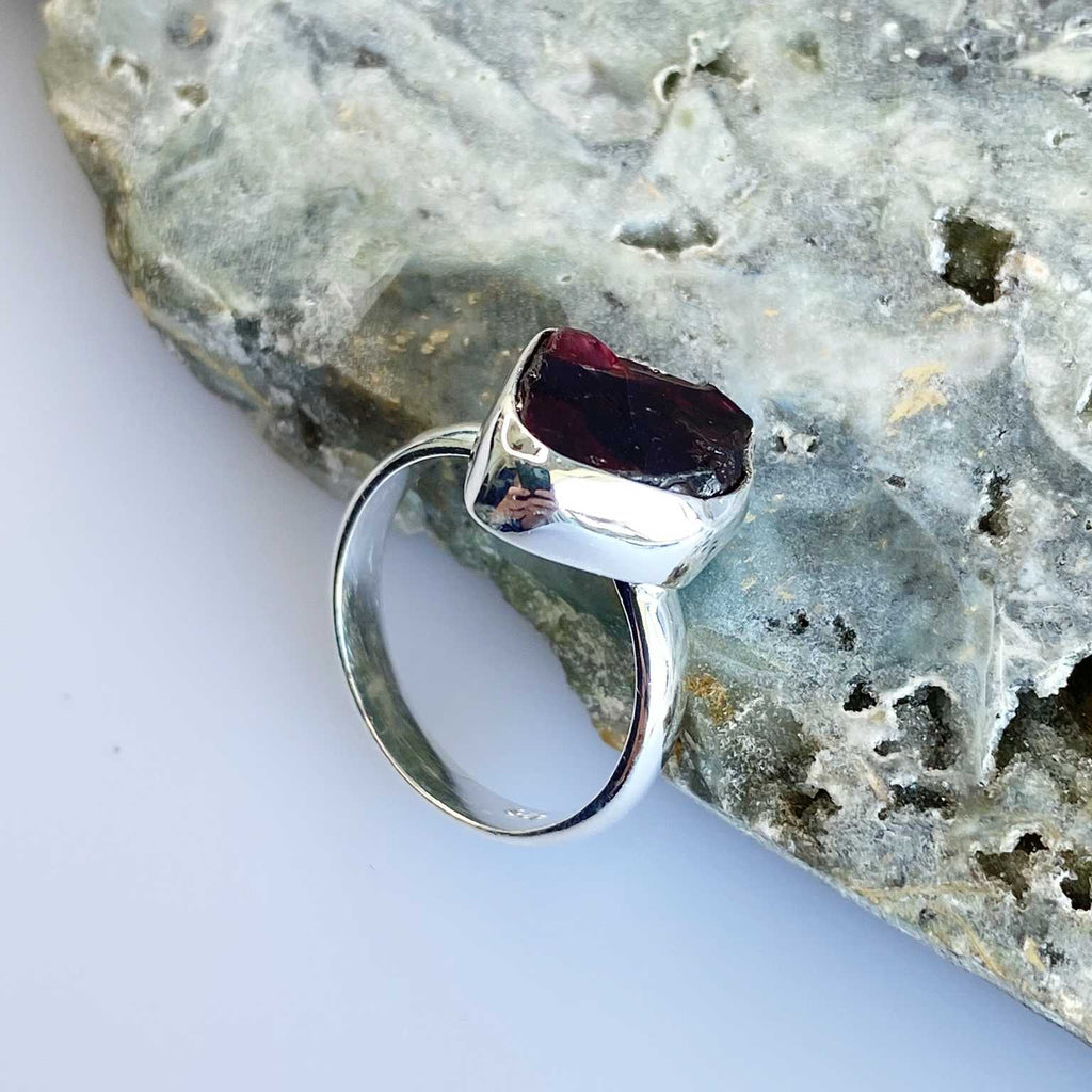 Garnet raw crystal ring - Love To Shine On