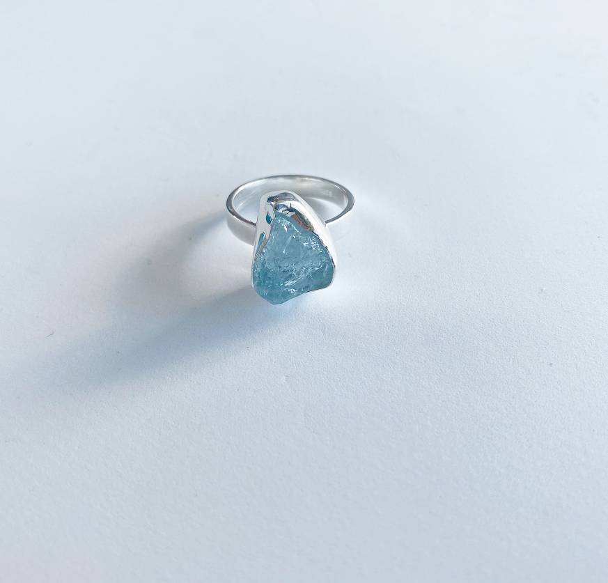 Raw aquamarine silver band ring - Love To Shine On